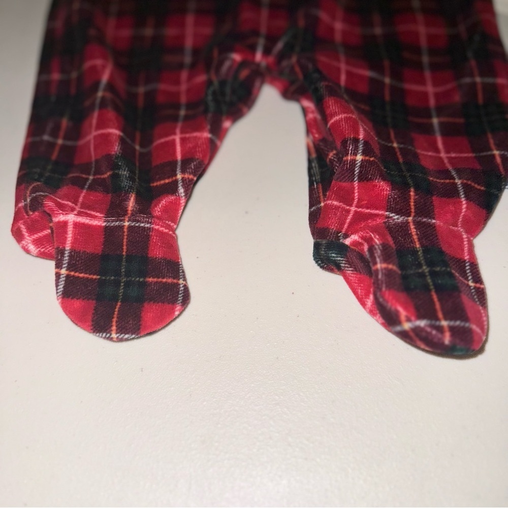 NWT First Moments My First Christmas Baby Velour Footie Sleeper Plaid Red 0-3 - Picture 4 of 12